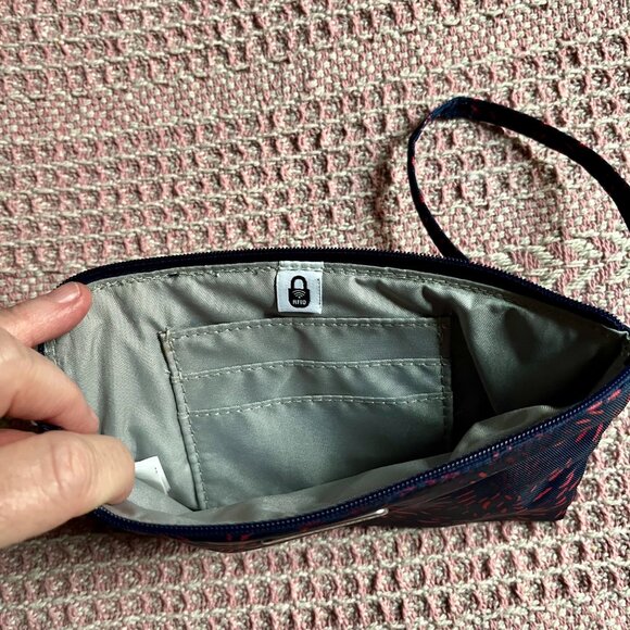 Baggallini RFID blocking blue and red print wristlet - Picture 4 of 4